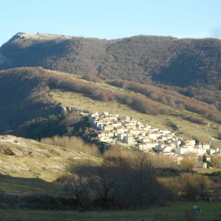 Appartamento Roccione Ovindoli Luaran gambar